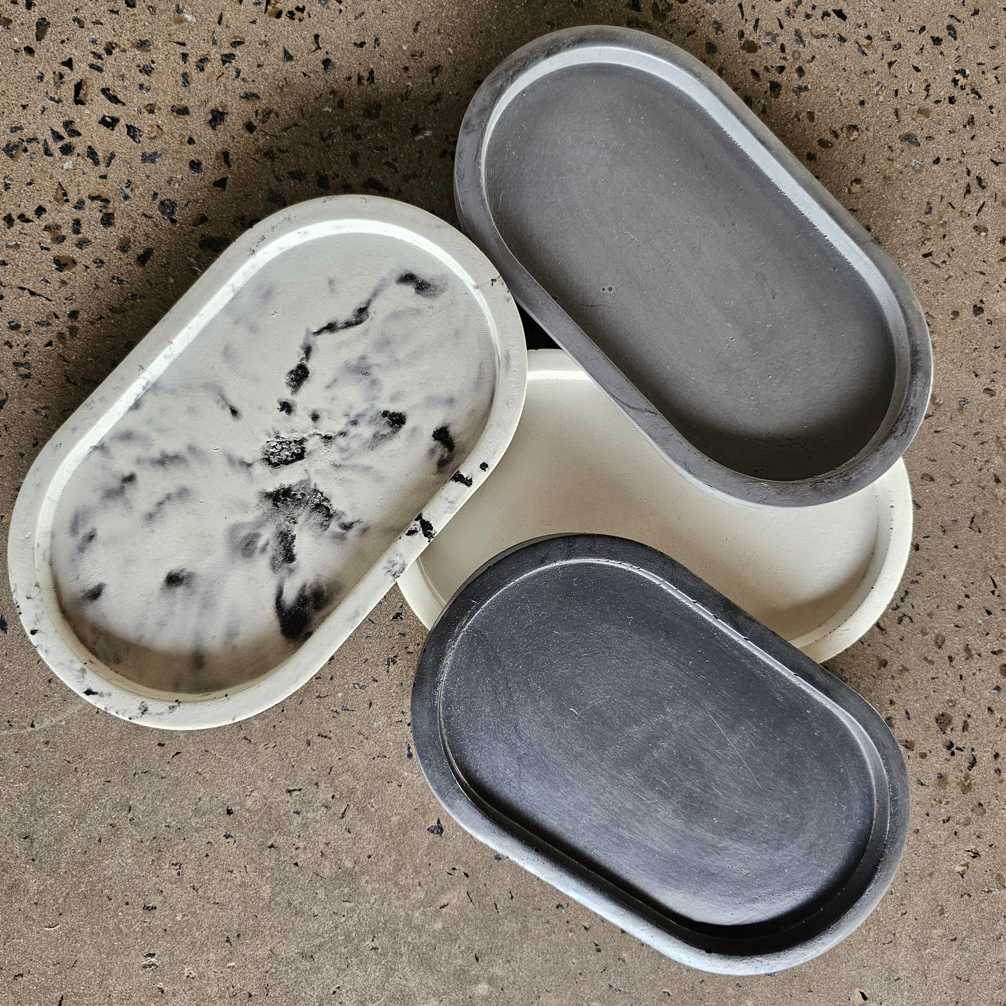 Medium Oval Tray