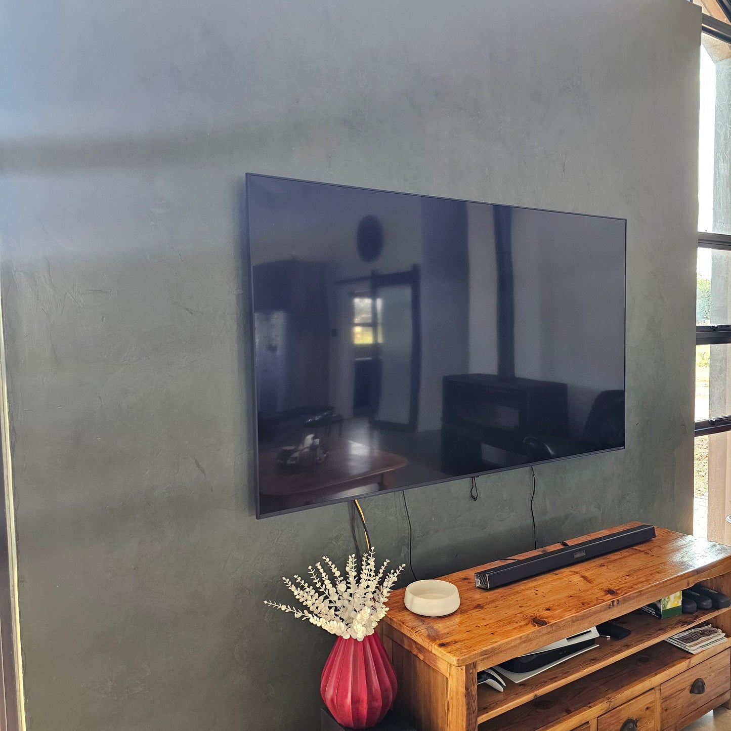 Concrete Flooring and Walls